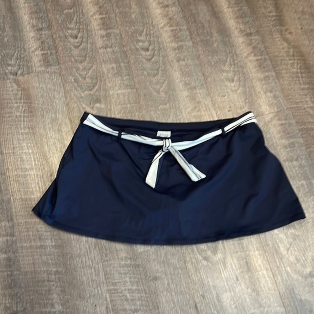Jag swim bottom skirt in black tie belted waist
